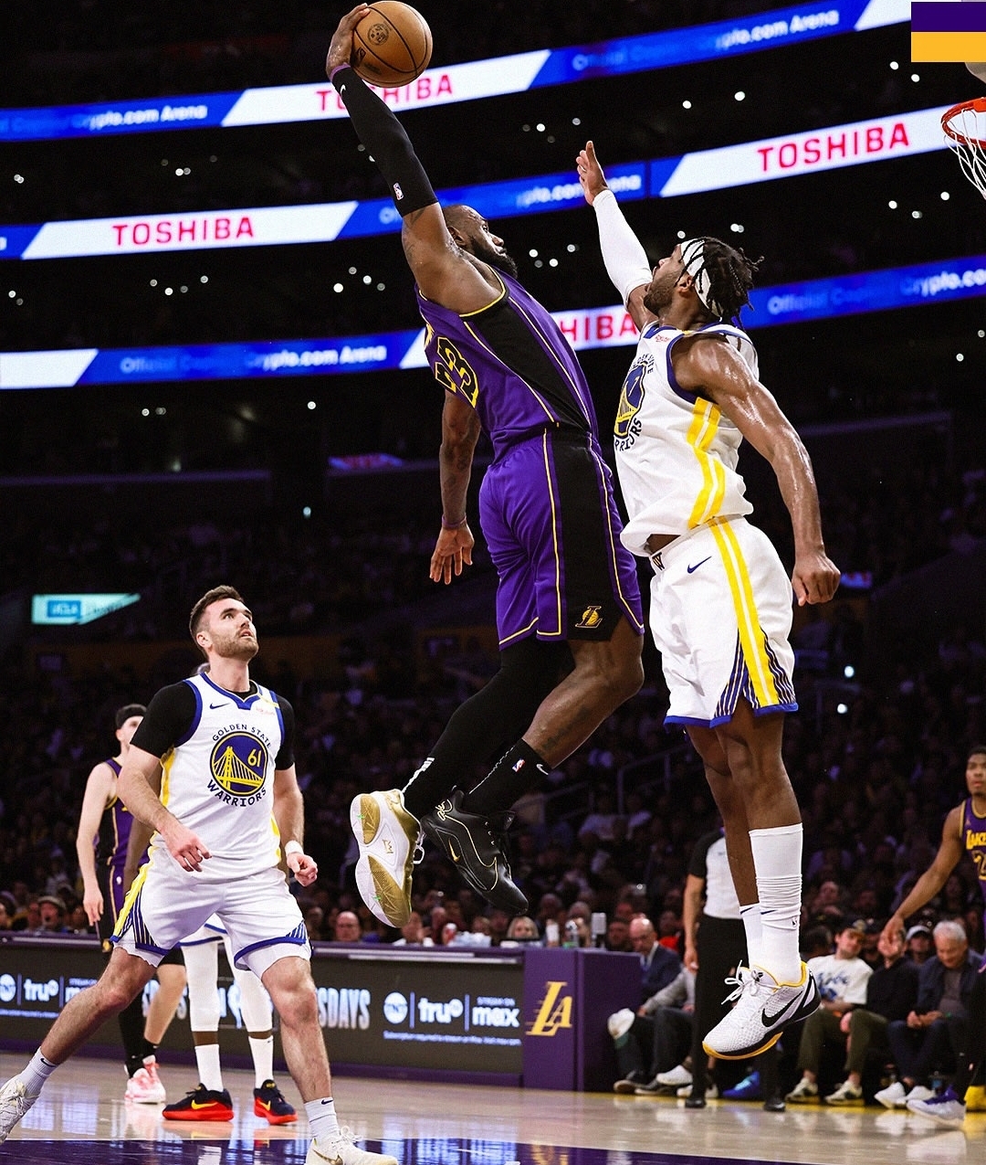 开云电子-Rookie迎来五赛季高光表现，湖人球迷沸腾！-开云电子